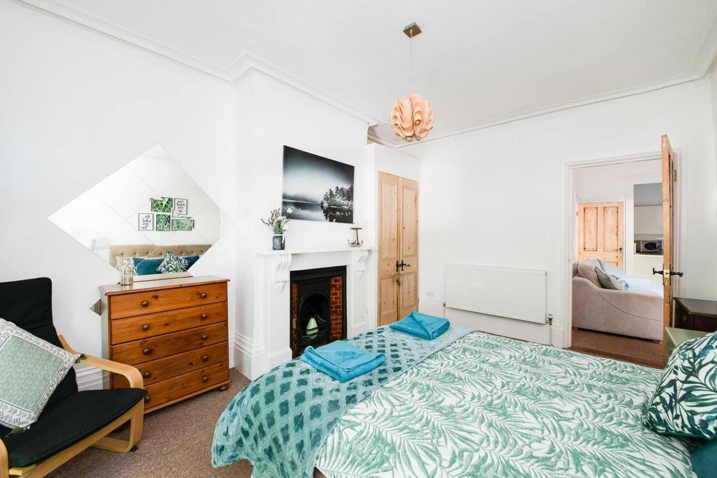 Family Friendly Flat Just Minutes From The Beach! Portsmouth Exterior foto