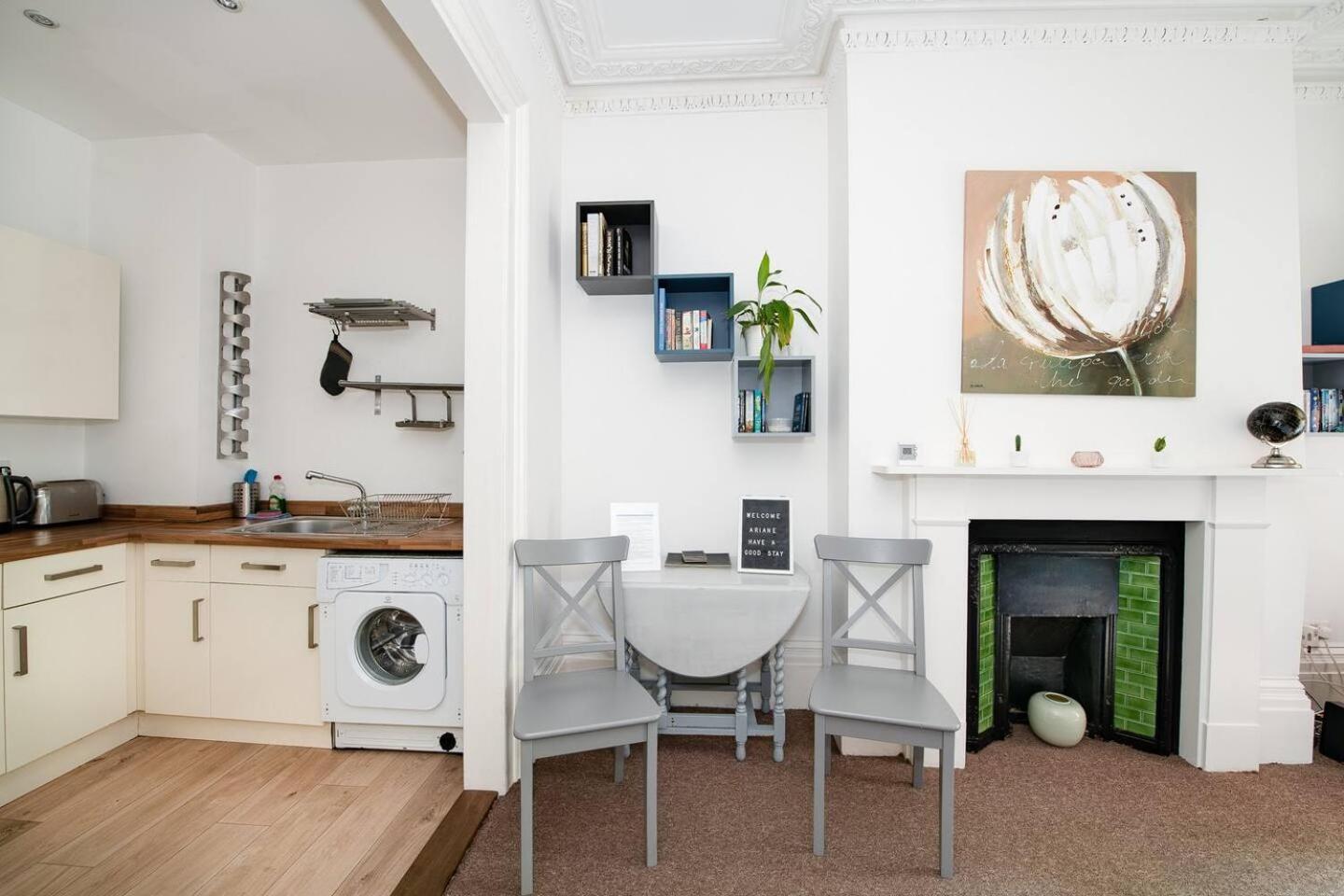 Family Friendly Flat Just Minutes From The Beach! Portsmouth Exterior foto